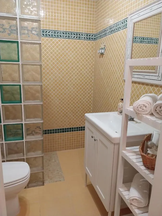 Homestay Casa Serena Villanueva del Ariscal
